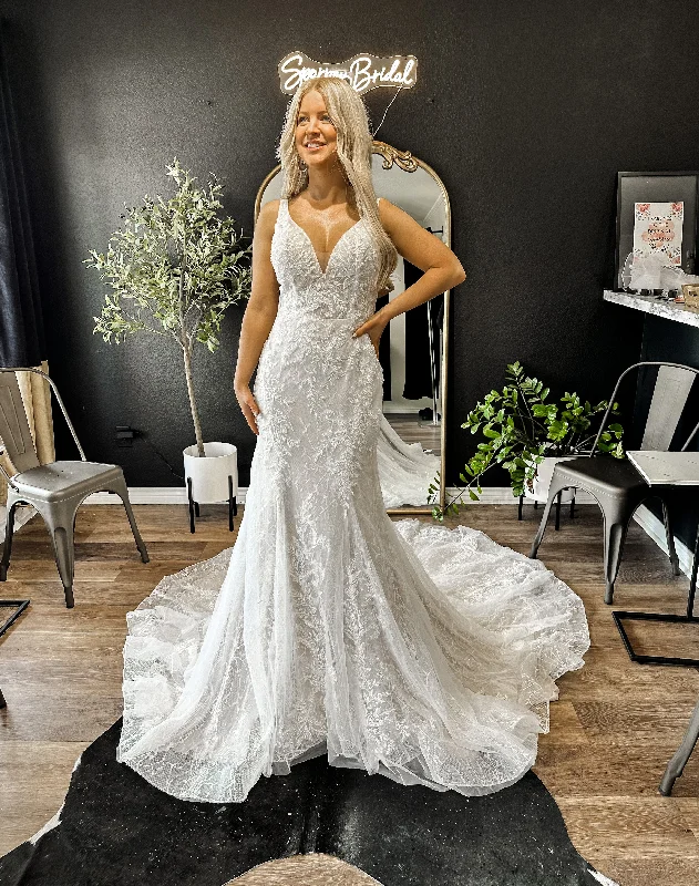 Carina Wedding Dress